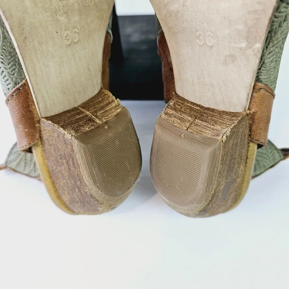Miz Mooz New York City Celia Leather Heeled Sandals Sz 5.5 / 6 - Picture 8 of 10